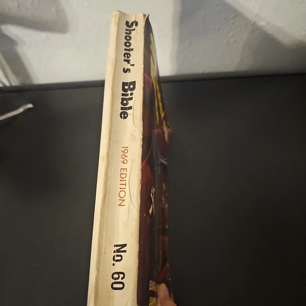 VINTAGE 1969 EDITION #60 SHOOTER'S BIBLE REFERENCE CATALOG